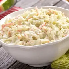 Surówka jak z KFC - prosty przepis na idealny smak w domu