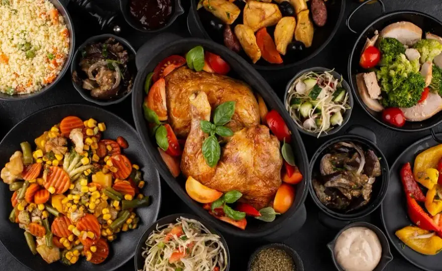 Gastronomiczne wakacje w polskich miastach z atmosferą zabawy