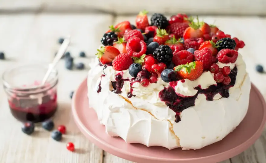 Pavlova, która zawsze wychodzi - prosty przepis i triki