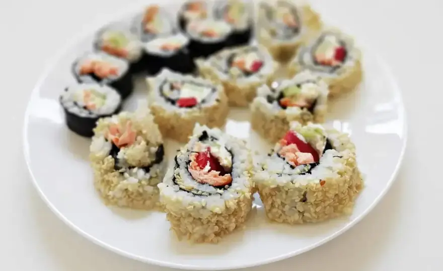 California sushi - Jak zrobić idealne uramaki w domu?