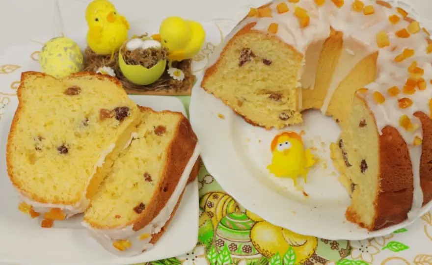 Babka drożdżowa jak u babci - prosty przepis