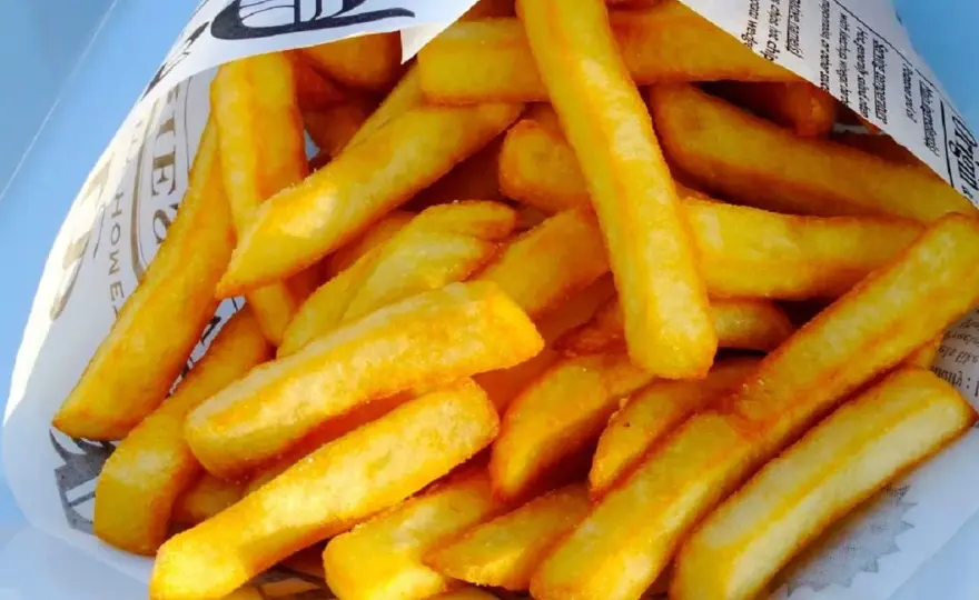 Frytki jak z McDonald's - idealny przepis na chrupiące frytki w domu
