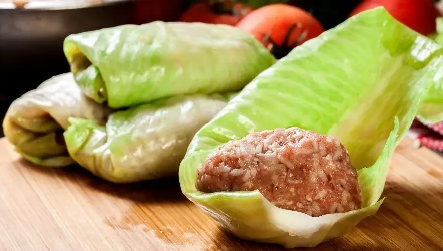 Co zrobić z ugotowanej kapusty? Przepisy na smaczne dania, które zaskoczą