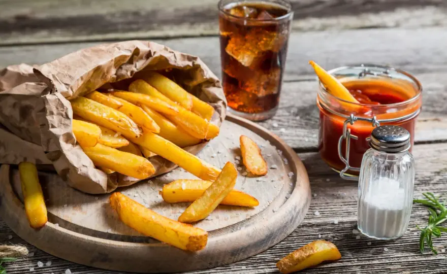 Idealna temperatura do smażenia frytek – uniknij nieudanych prób