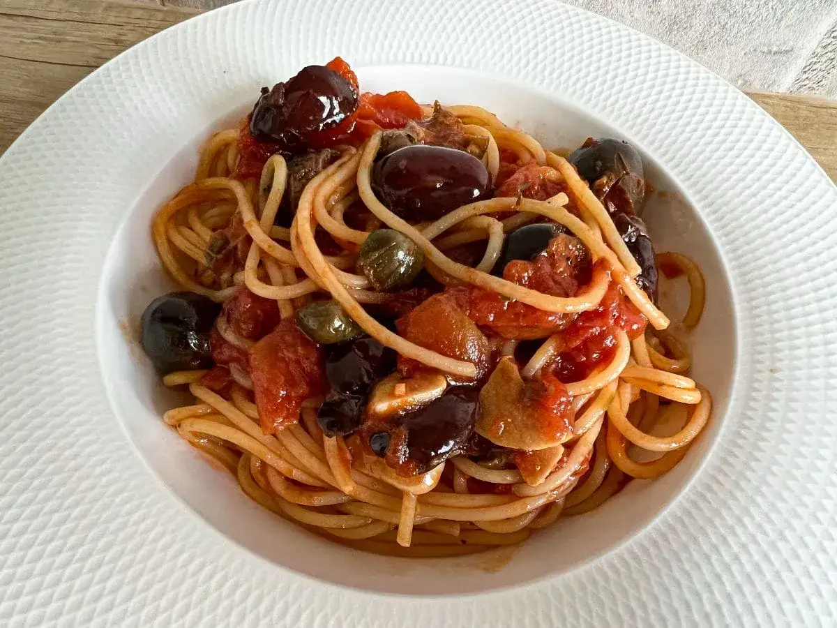Zdjęcie Pyszne spaghetti: łatwy przepis na wyjątkowy smak i aromat